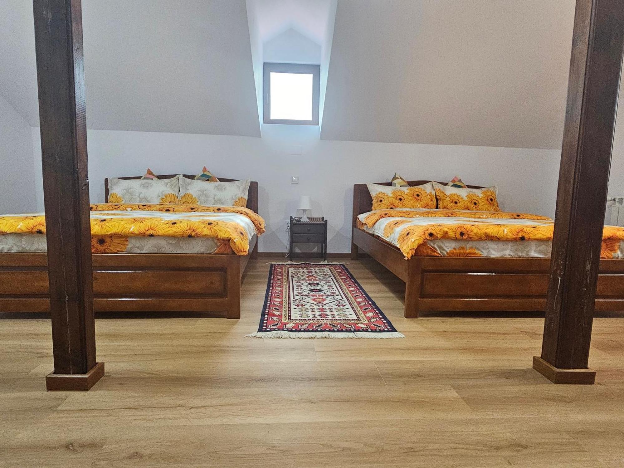 Casa Hera Călimăneşti Quarto foto