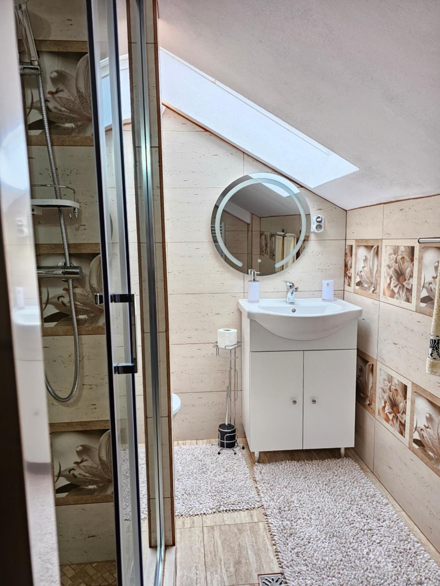 Casa Hera Călimăneşti Quarto foto